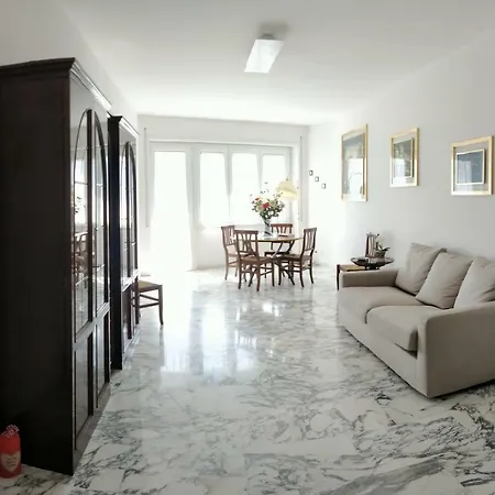 La Casetta Di Nonna Anna - 120 Mq Bright Apartment In Rome Downtown Exterior foto